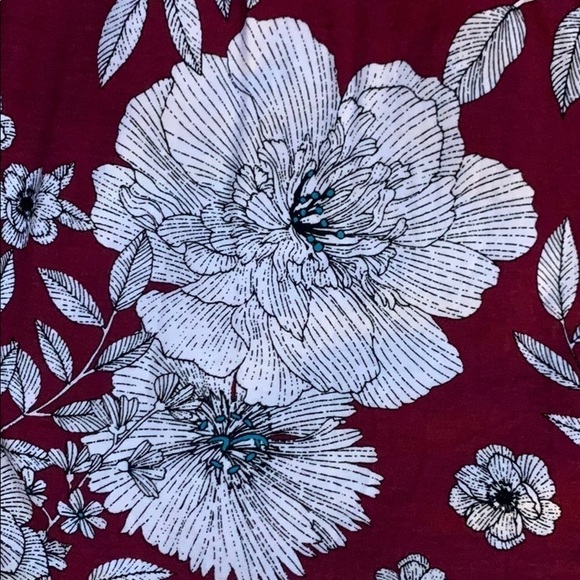 **Host Pick** Beautiful Burgundy Floral Dress - Picture 2 of 5